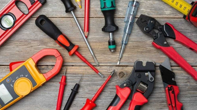 Essential Electrical Tools Used by Electricians in UK Homes