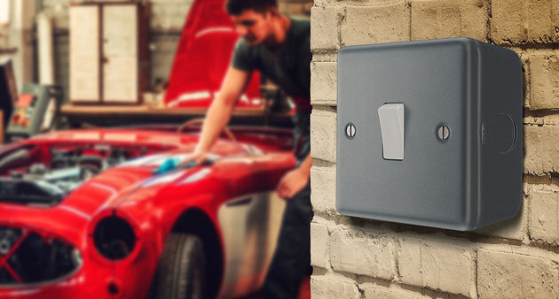 Metal Clad Sockets & Switches Guide | The Electrical Outlets