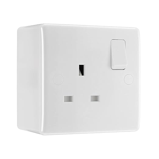 BG Nexus 1 Gang 13A 1 Switched Socket Singl Pole & 50mm Pattress Back Box