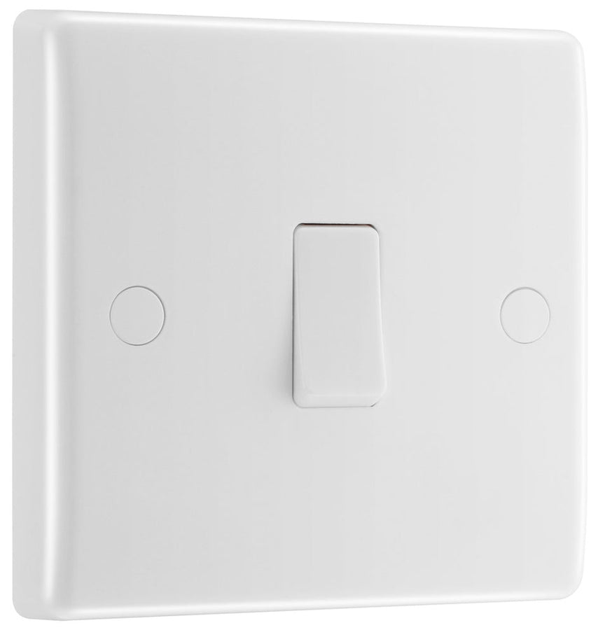 BG 832 Moulded Round Edge | White | 1 Gang 20A 2 Pole Flex Outlet Switch