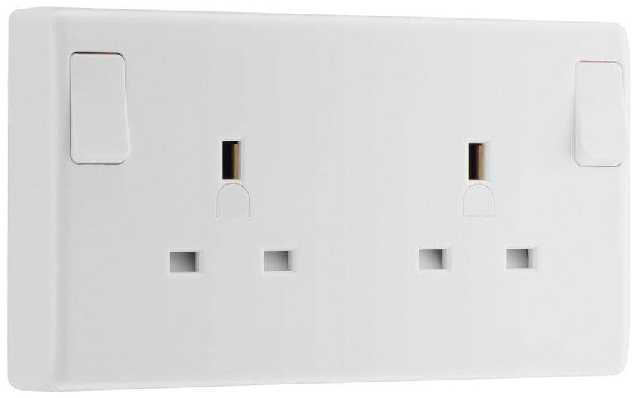 BG 822CON Moulded Round Edge | White | 13A SP Converter Switched Socket