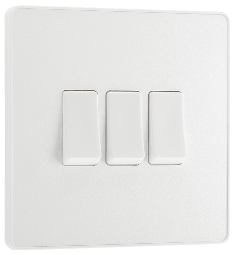 BG PCDCL43W Pearlescent White Evolve 3 Gang 20A 16AX 2 Way Light Switch - White Insert