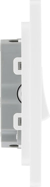 BG PCDCL43W Pearlescent White Evolve 3 Gang 20A 16AX 2 Way Light Switch - White Insert