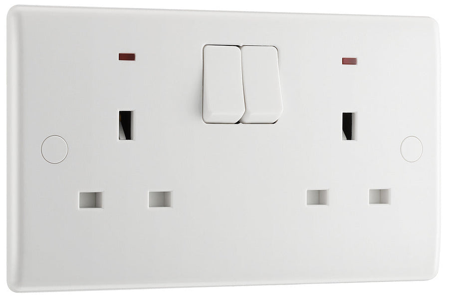 BG 826 Moulded Round Edge | White | 2 Gang 13A 1 Pole Neon Switched Socket