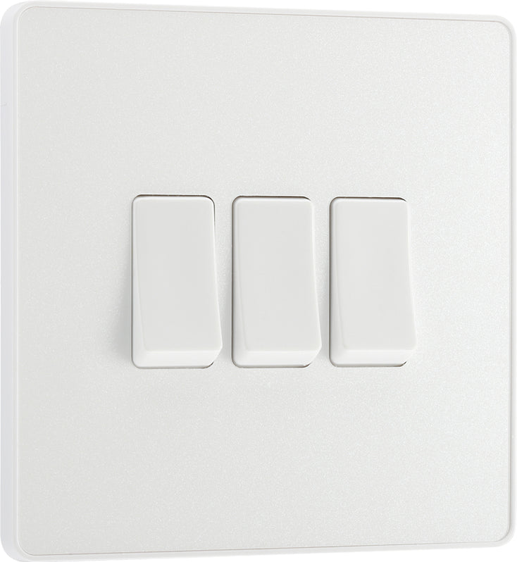 BG PCDCL43W Pearlescent White Evolve 3 Gang 20A 16AX 2 Way Light Switch - White Insert
