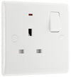 BG 825 Moulded Round Edge | White | 1 Gang 13A 1 Pole Neon Switched Socket